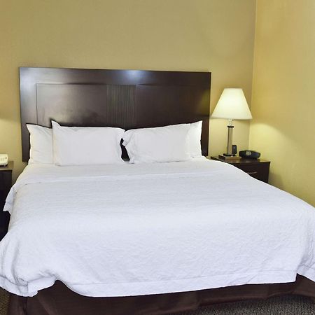 Hampton Inn & Suites Alexandria Buitenkant foto