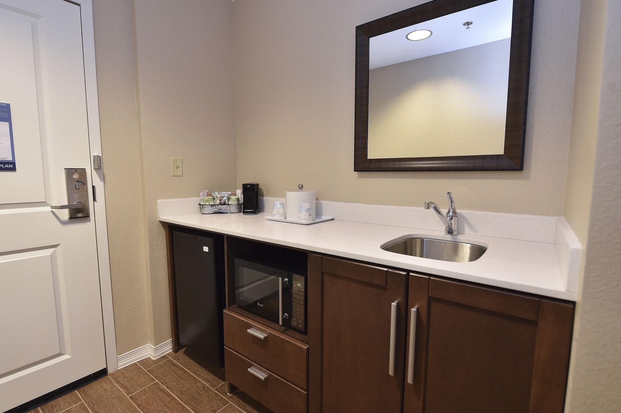 Hampton Inn & Suites Alexandria Buitenkant foto