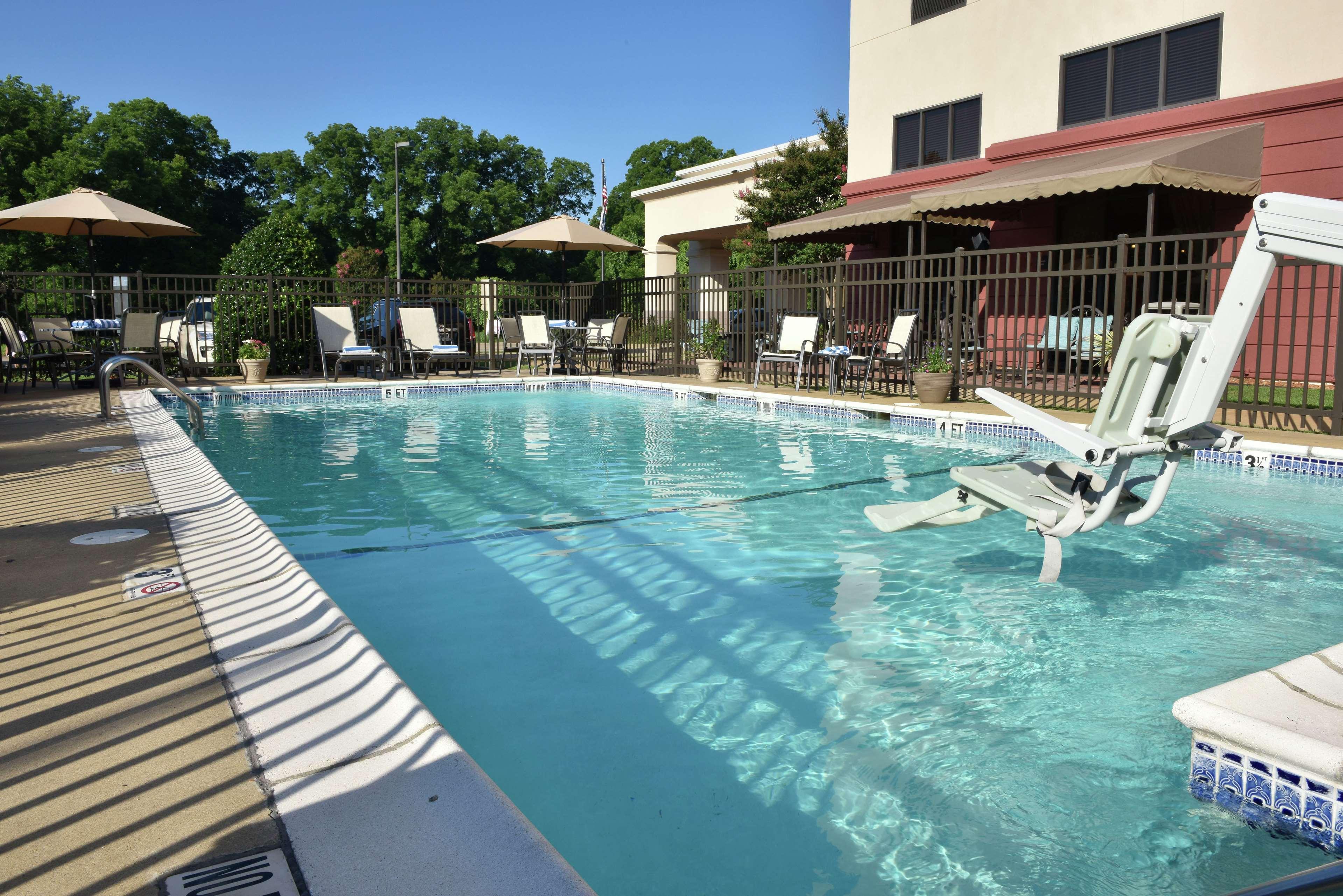 Hampton Inn & Suites Alexandria Buitenkant foto