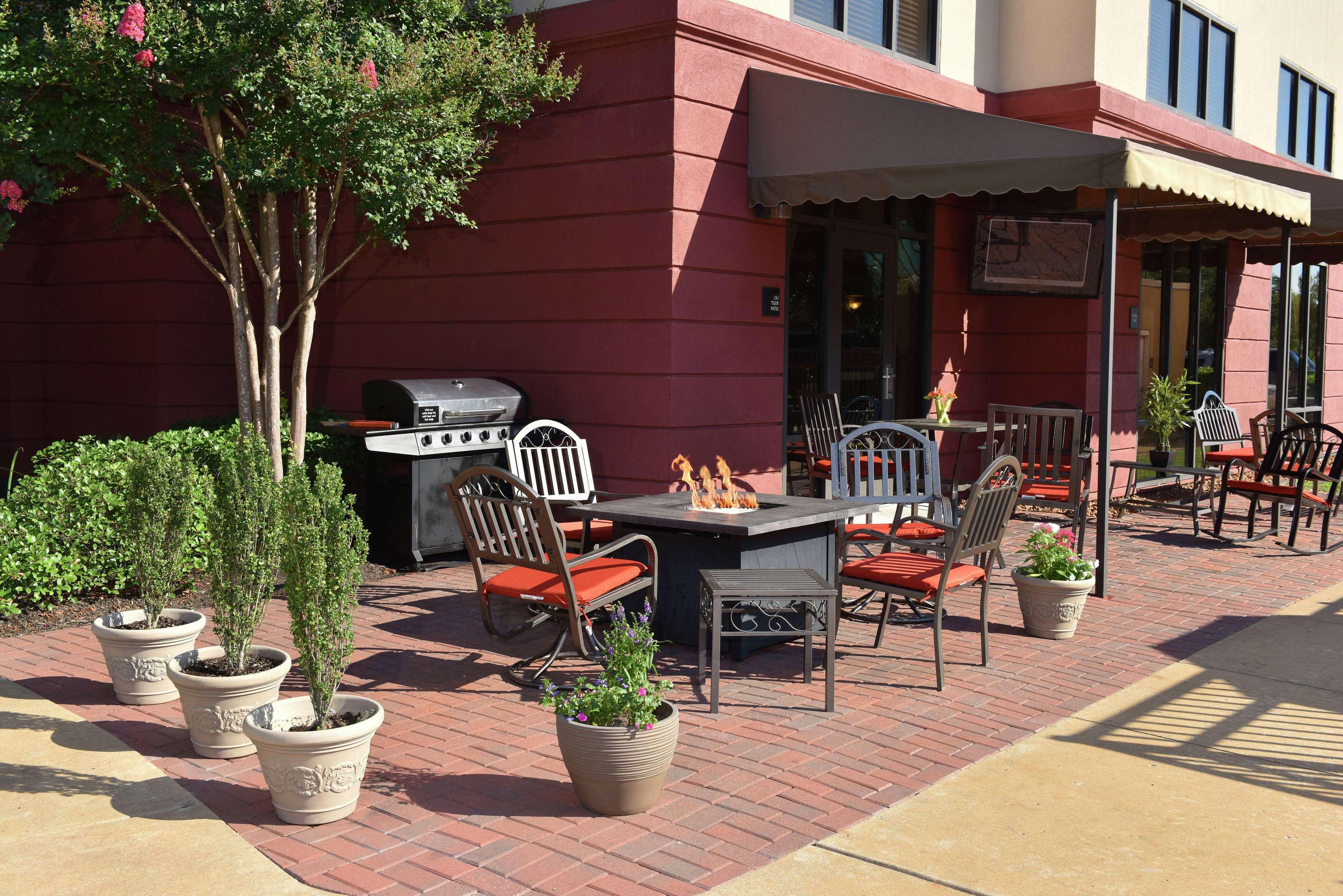 Hampton Inn & Suites Alexandria Buitenkant foto