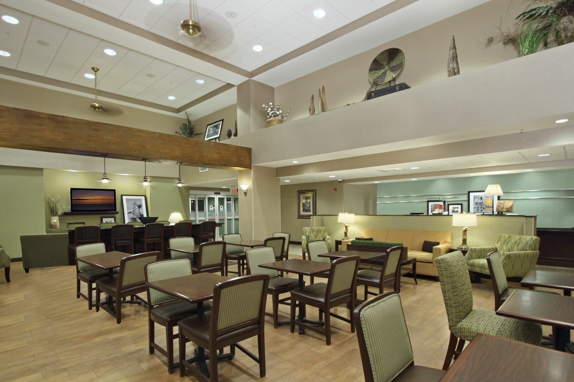 Hampton Inn & Suites Alexandria Buitenkant foto